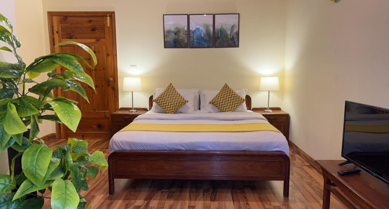 Umda Hotel Montana Nathia Gali エクステリア 写真