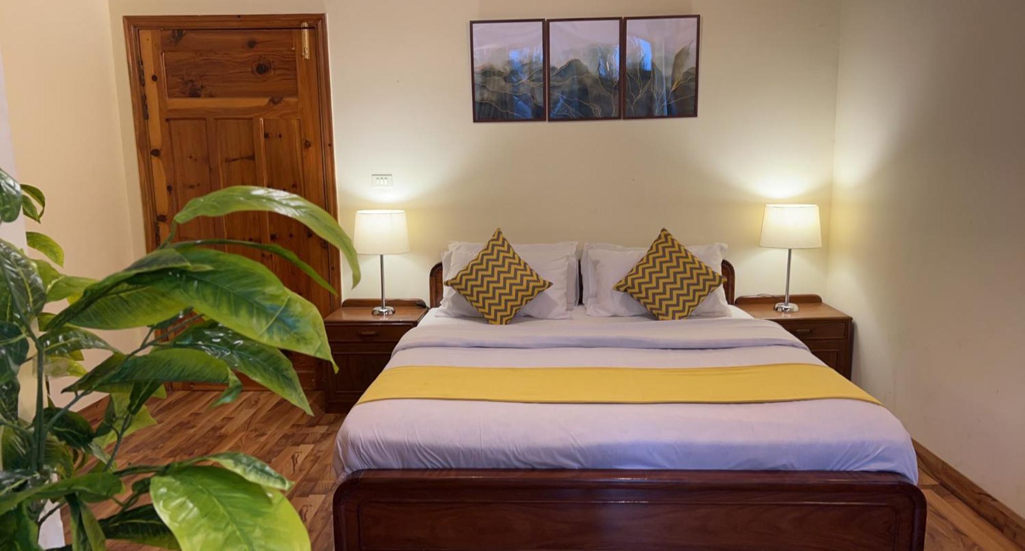 Umda Hotel Montana Nathia Gali エクステリア 写真